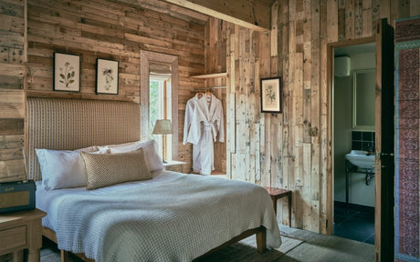 Natural Weathered Reclaimed Wood Cladding - WoodCladding.co.uk